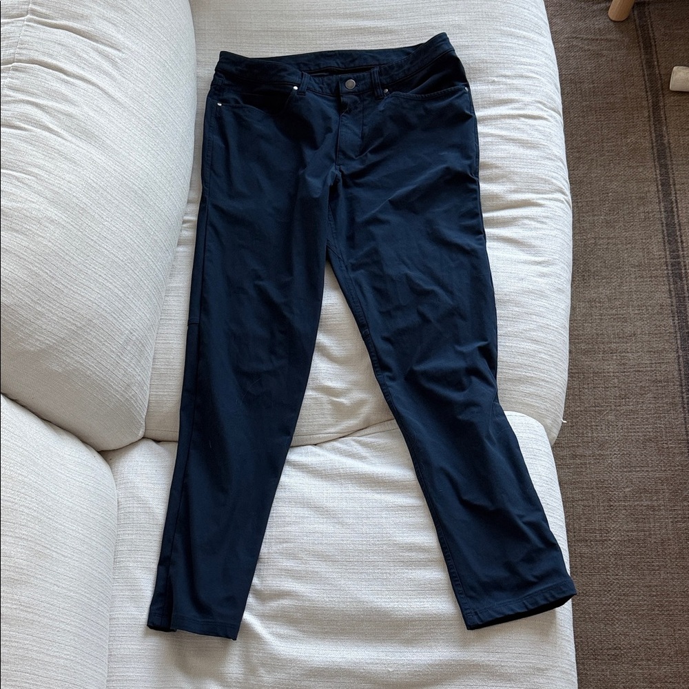 Lululemon ABC Pant - Picture 2 of 7